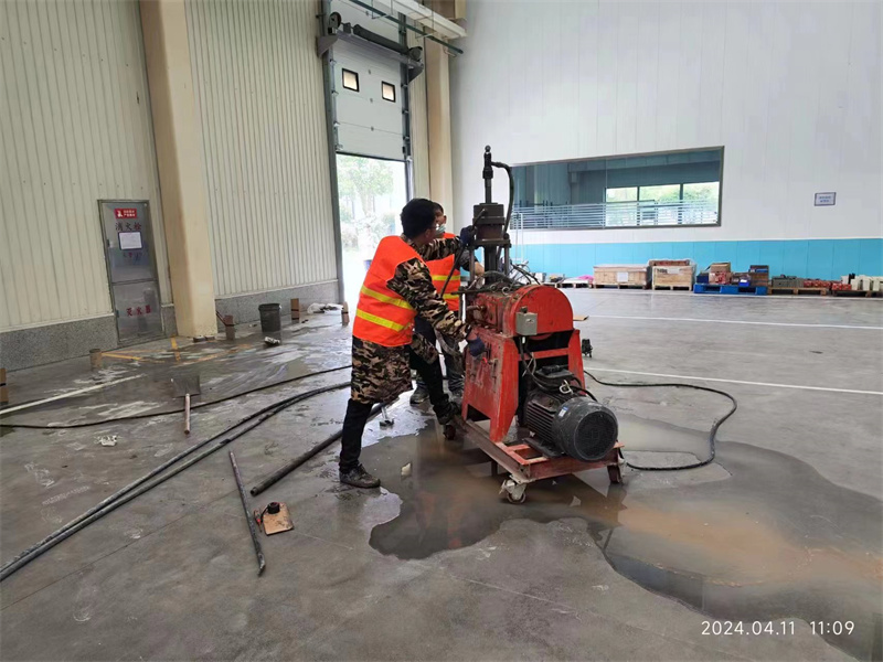 宁夏厂房地面下沉塌陷注浆加固施工